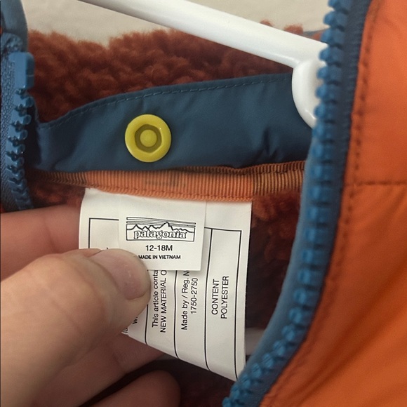 Reversible - Picture 2 of 3